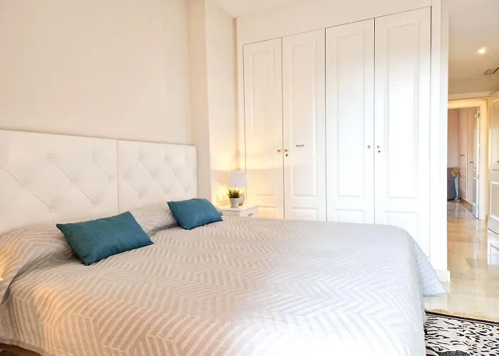 Apartment In Coto Real Duquesa - Sea View & Pools
