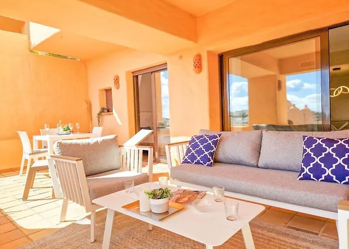 Apartment In Coto Real Duquesa - Sea View & Pools