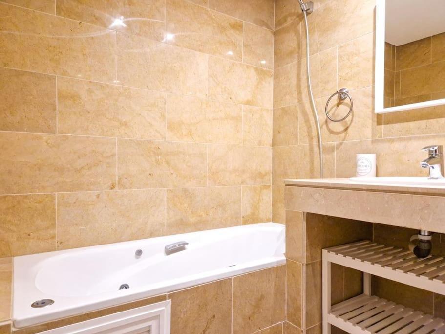 In Coto Real Duquesa - Sea View & Pools * Manilva