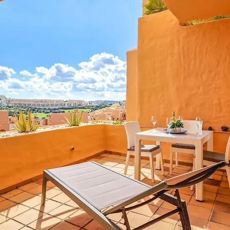 Apartment In Coto Real Duquesa - Sea View & Pools Manilva Exterior photo