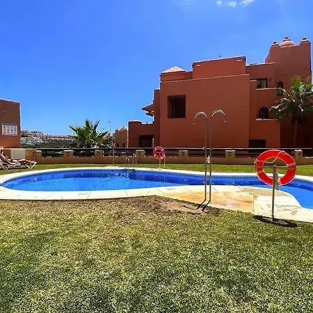 Apartment In Coto Real Duquesa - Sea View & Pools Manilva Exterior photo