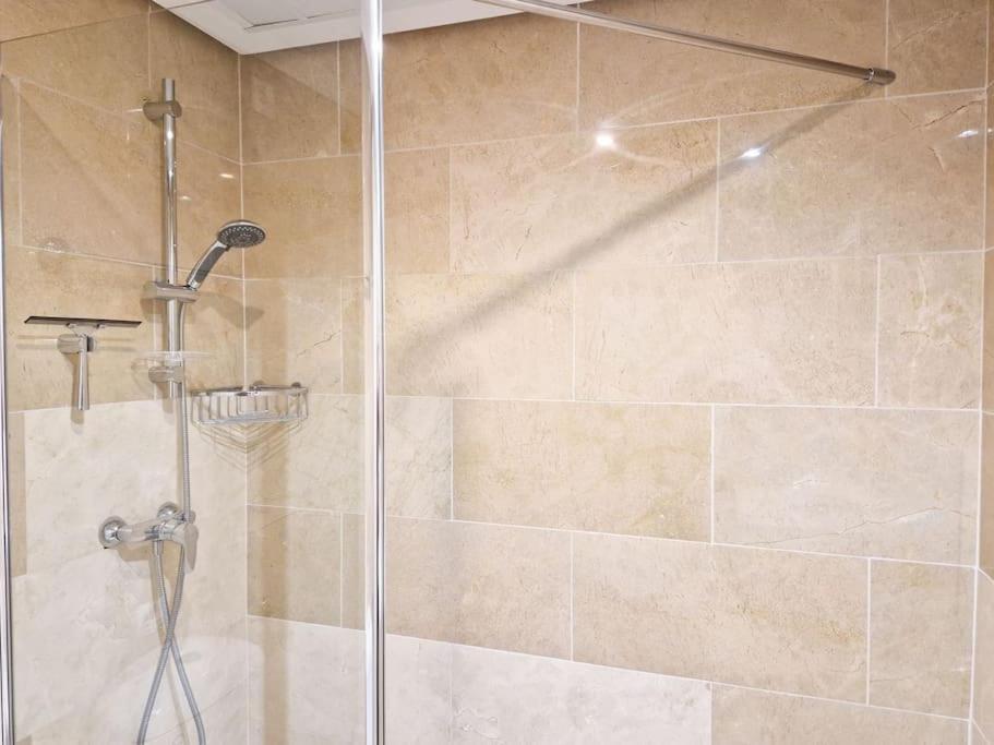 Appartement In Coto Real Duquesa - Sea View & Pools *